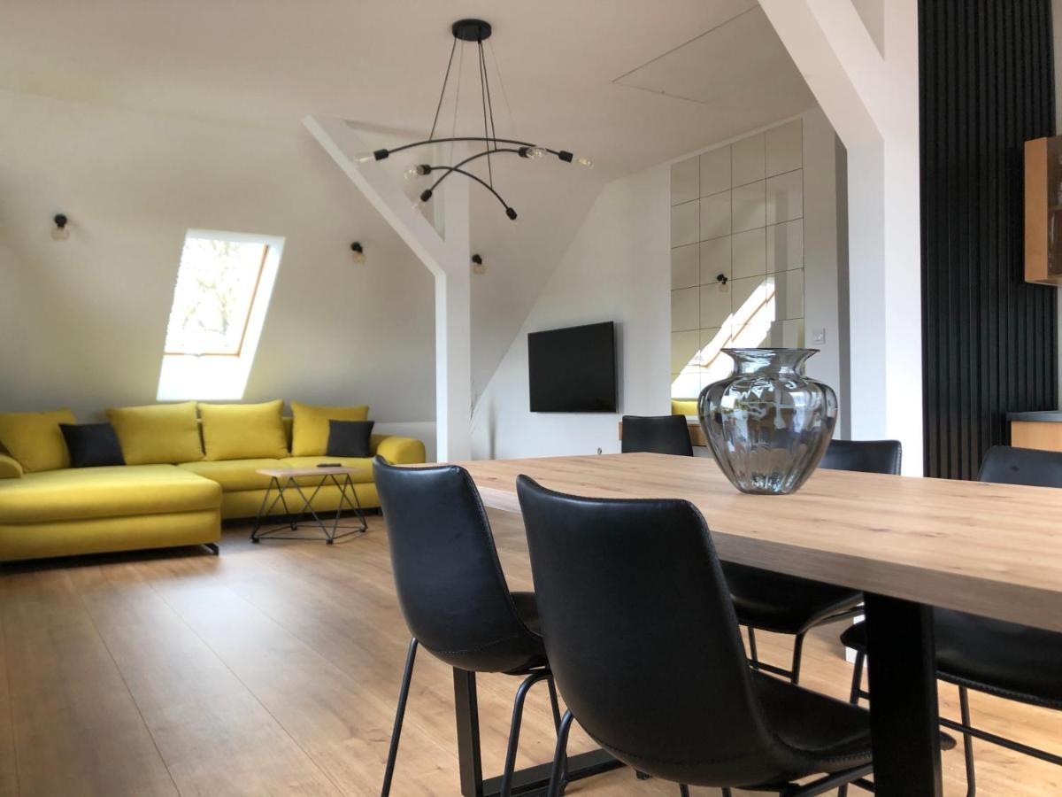 Apartament Aleksandra We Wielu Z Widokiem Na Jezioro Wiele Exterior foto